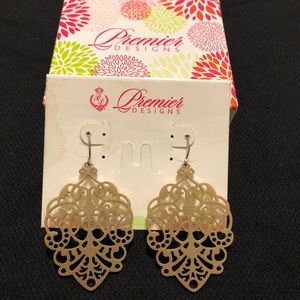 Premier Designs Darcy Earrings